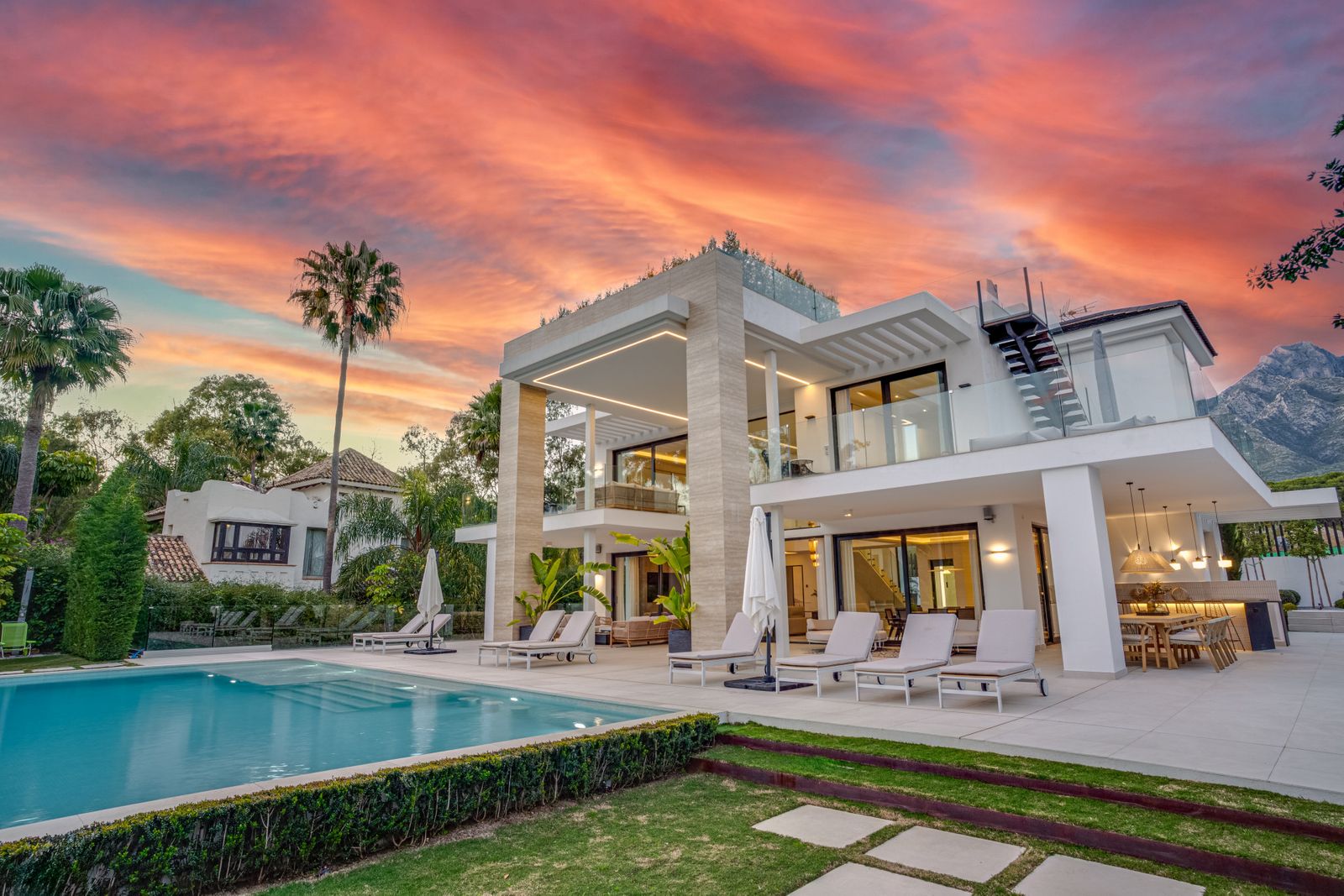 Costa del Sol Real Estate 2025: Spainpropertyadvisor.com