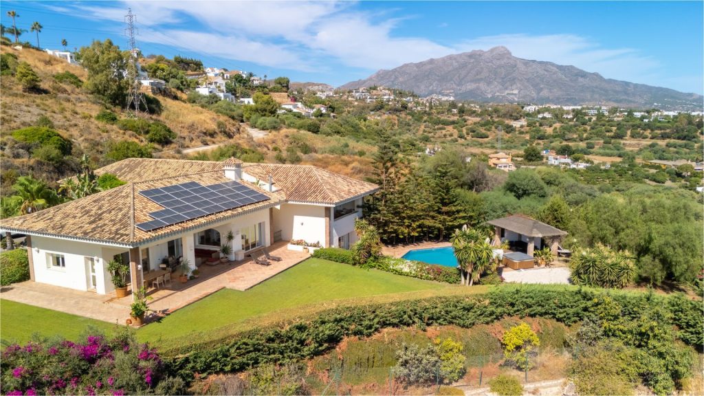 Exclusive Private Villa in the Hills of Benahavís Experience : Spainpropertyadvisor.com