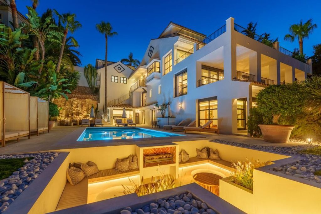 Villas Marbella | Villa In the heart of the prestigious Nueva Andalucía